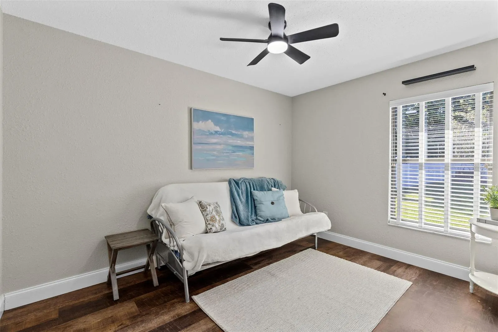 Bedroom2