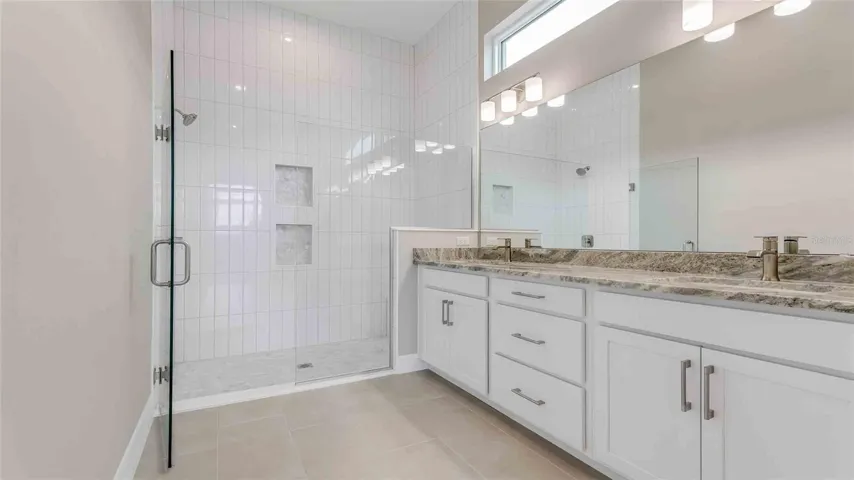 Owner's Bath