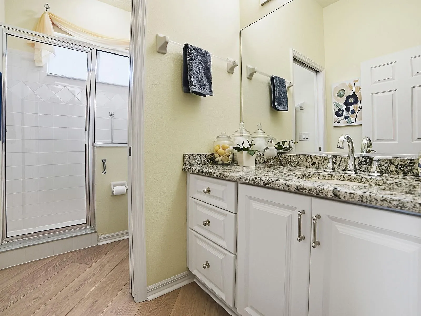Guest bathroom with lots of storage