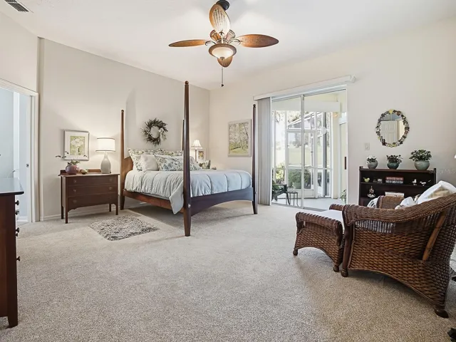 Main/owners Bedroom