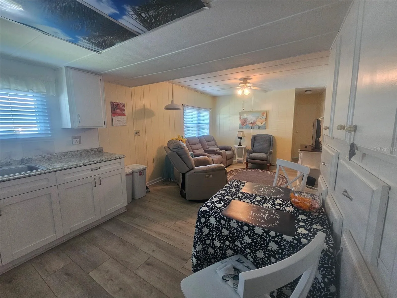Kitchen/Sitting/Dining Area