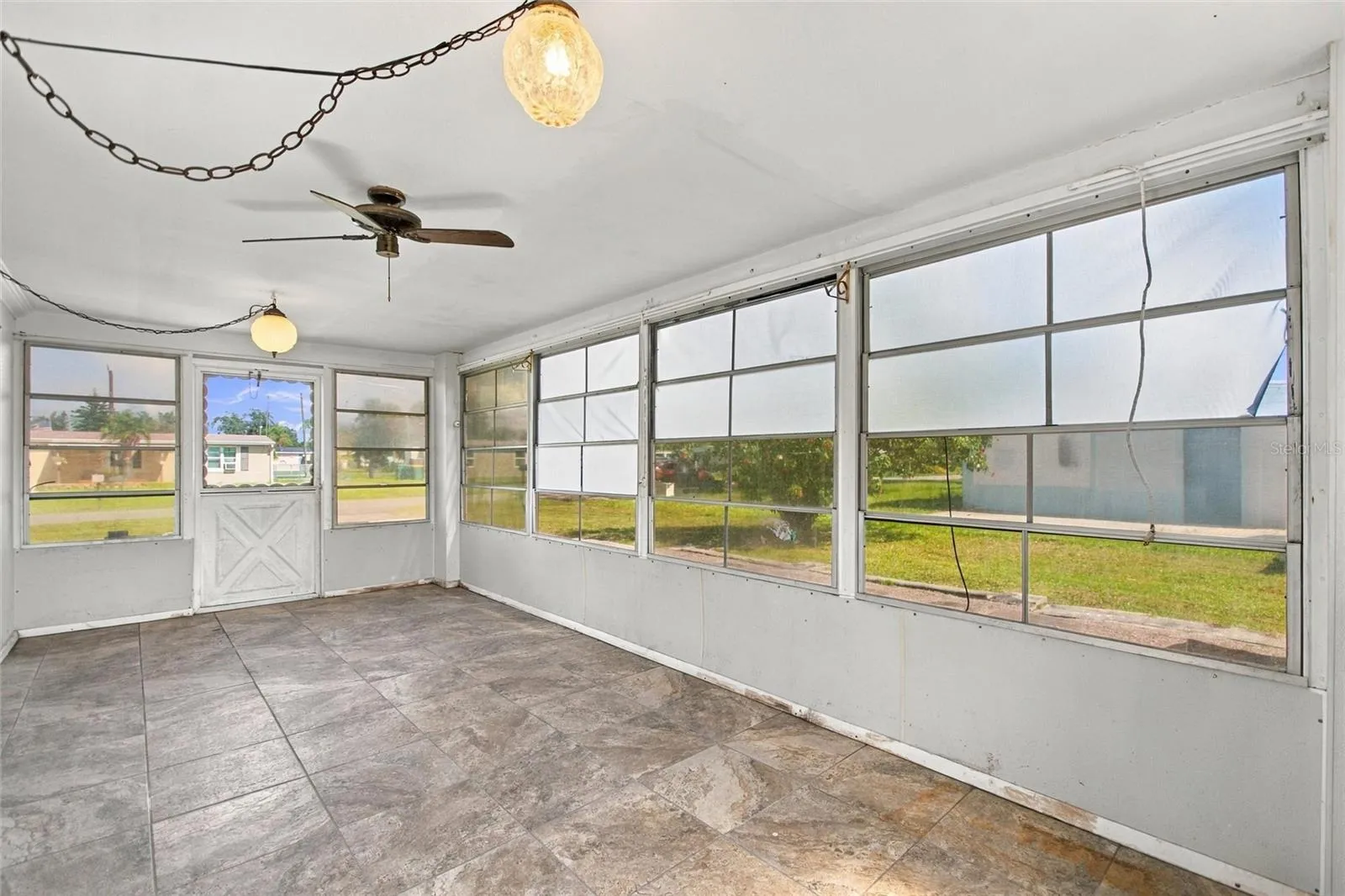 Enclosed Screen porch