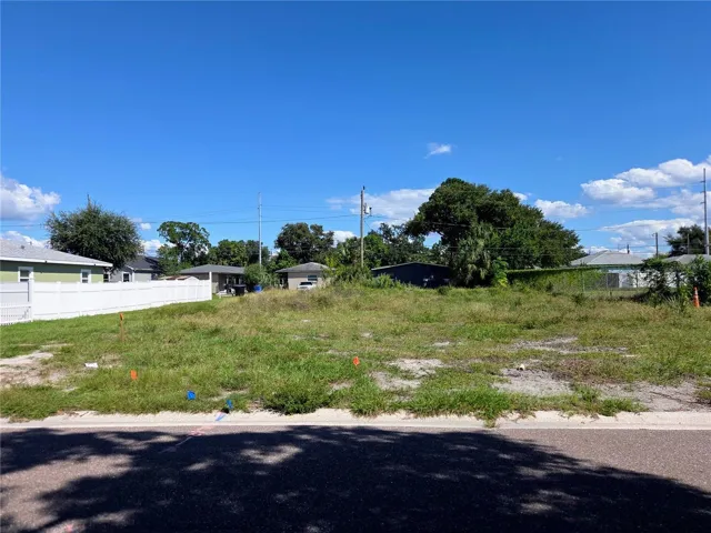 Oversized Vacant Lot Zoned Residential