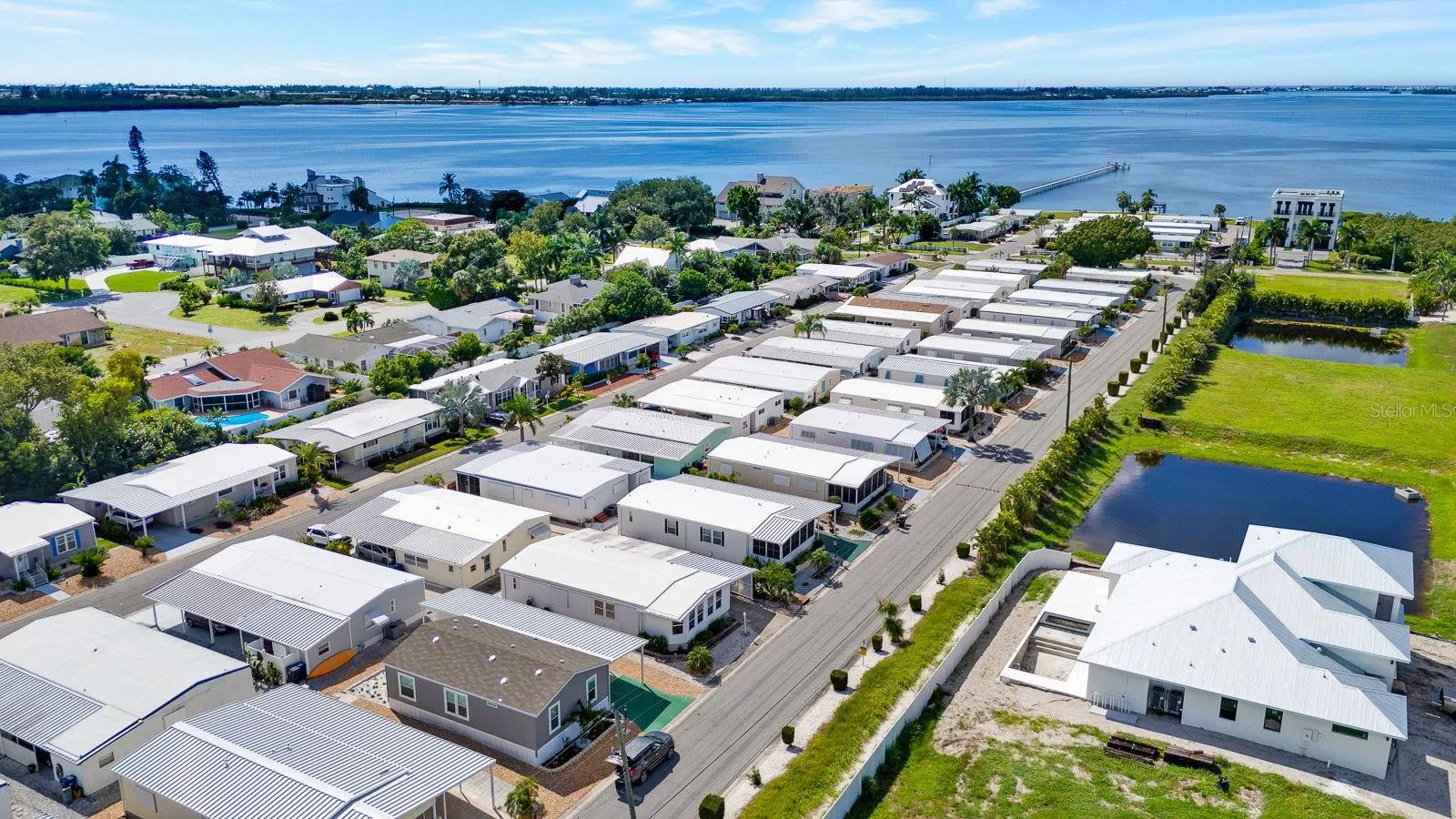 Showing bay by the park