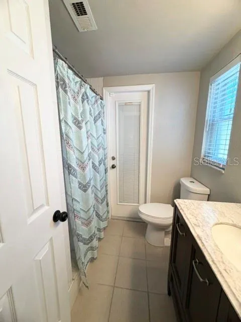 En-Suite Bath *Entry to garage