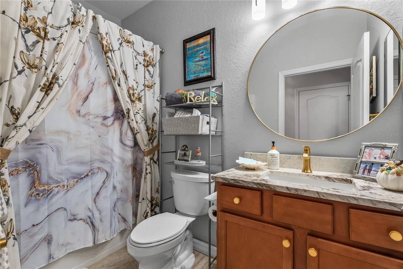 Guest Bathroom 1
