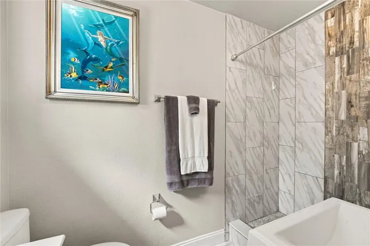 Primary En Suite