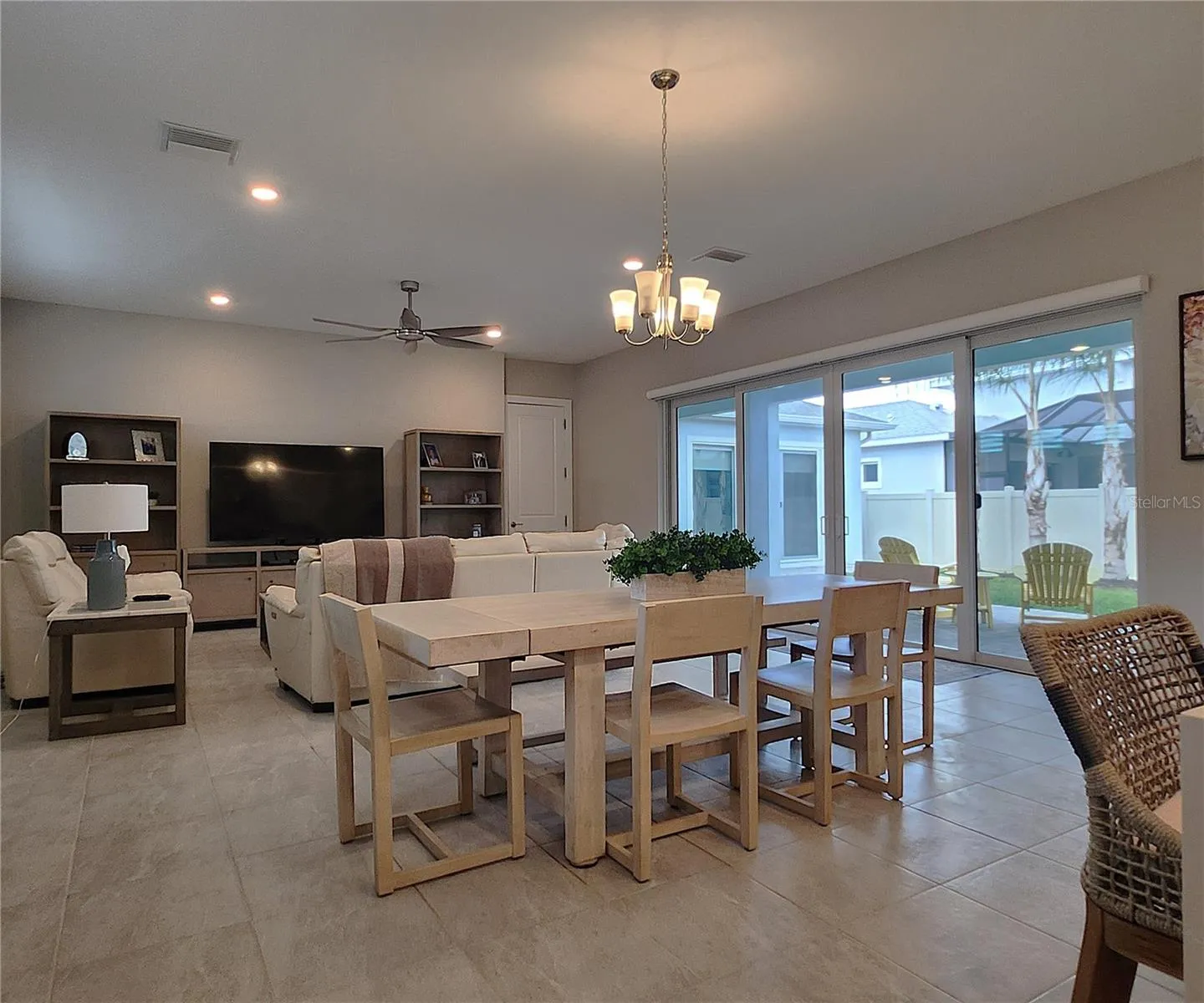 Main home: plantation shutters, remote controlled shade, large living room, dining area, large open kitchen, 3 bedrooms, 2 full bathrooms, 1 guest bathroom, interior laundry room