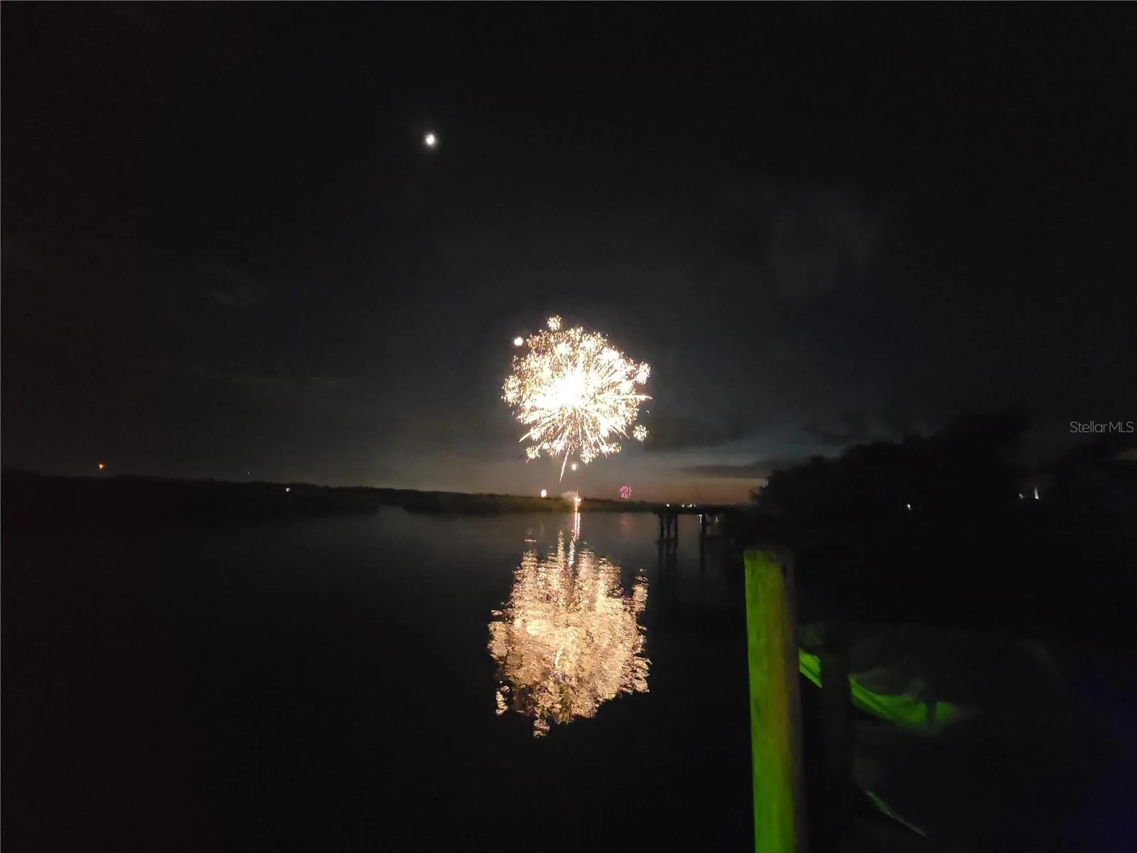 Watch New Years and 4th July Fireworks Off Dock