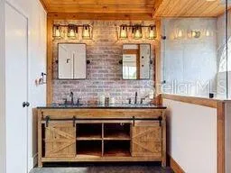 Dual Sinks
