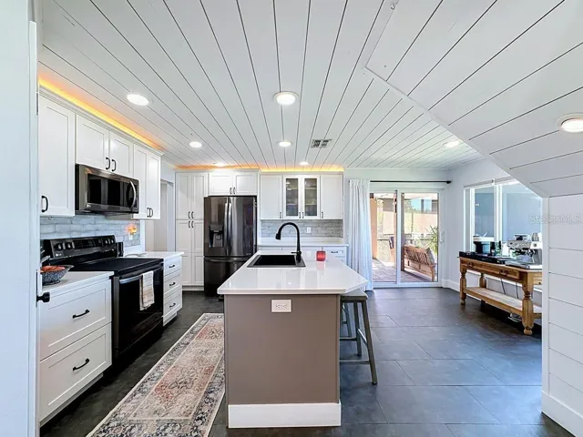 Kitchen Crown Lighting