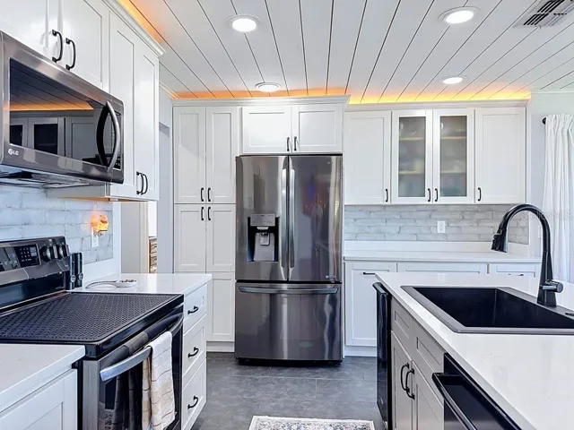 Kitchen Crown Lighting