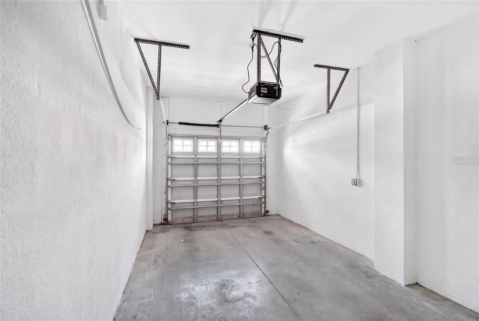 1 Car Garage 1st Floor (Virtually Staged)
