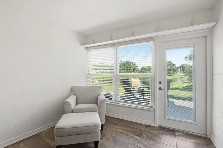 Florida room, With pond view