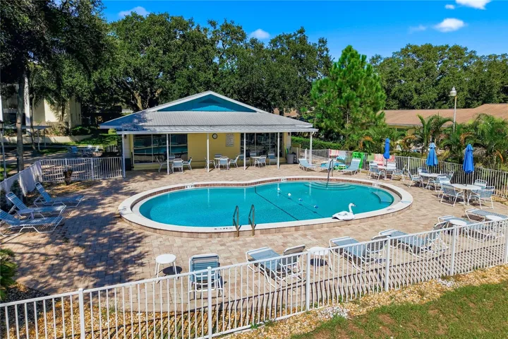 Community pool