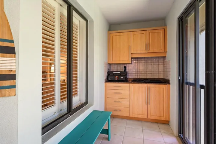 Rear Porch with built-In Grill