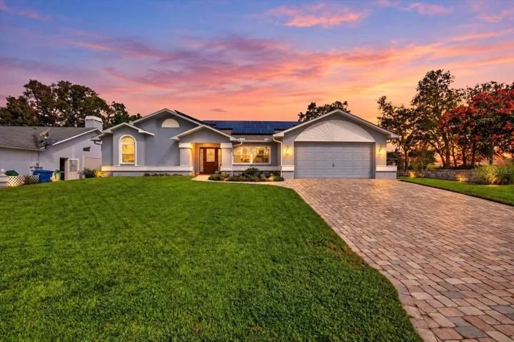 3/2/2 Pool Home in Berkeley Manor