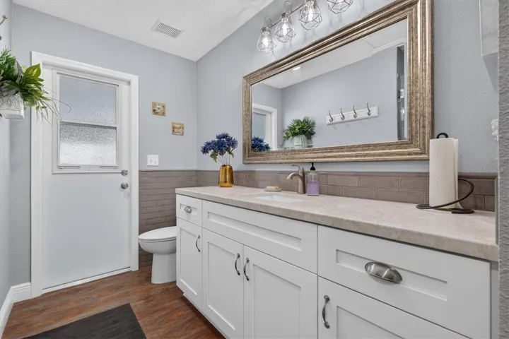Updated Guest Bathroom 2 with Pool Access
