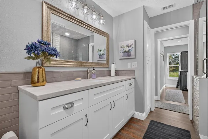 Updated Guest Bathroom 2 with Pool Access