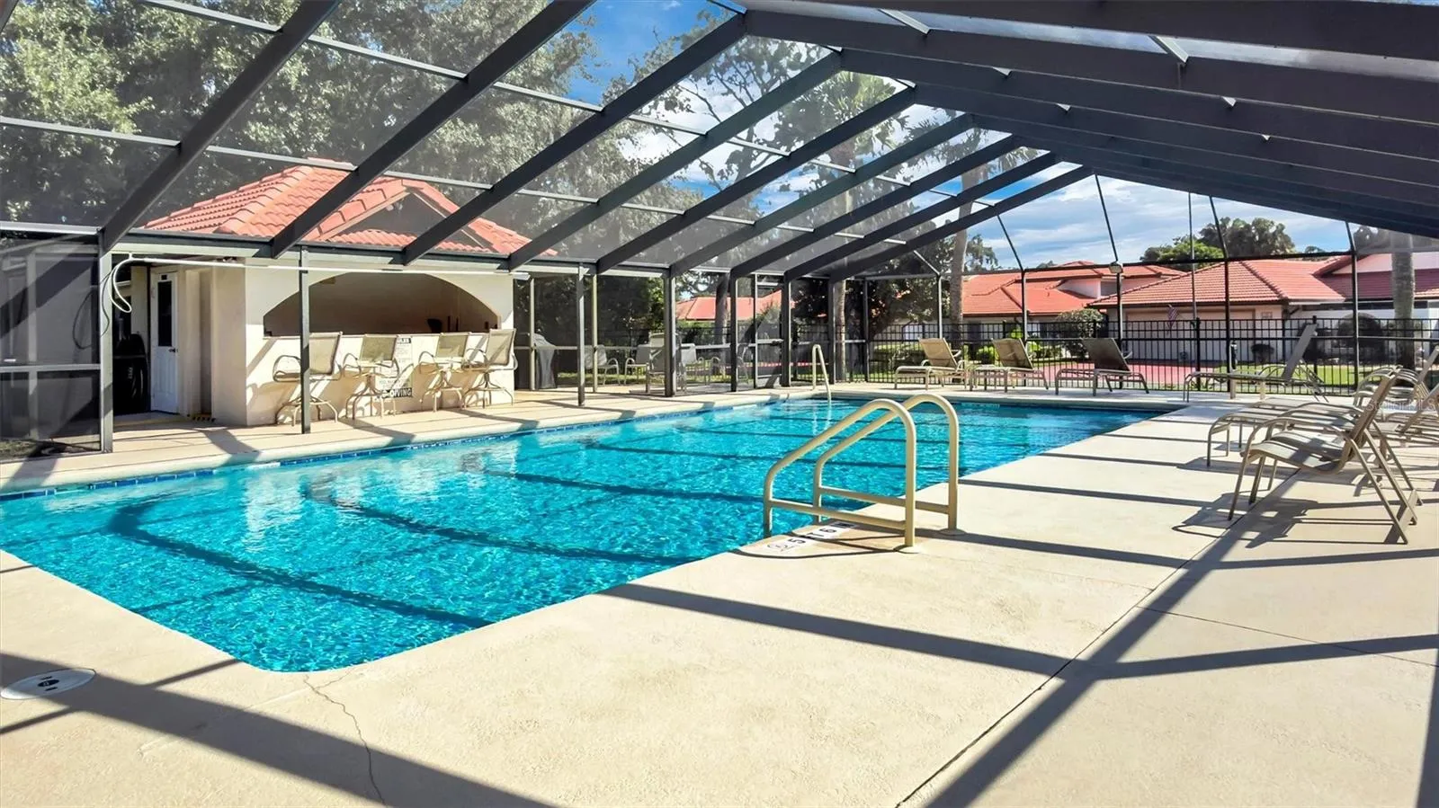 Beautiful screened pool
