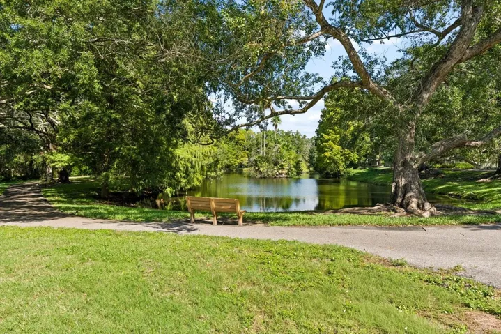 Enjoy the outdoor park/pond views.