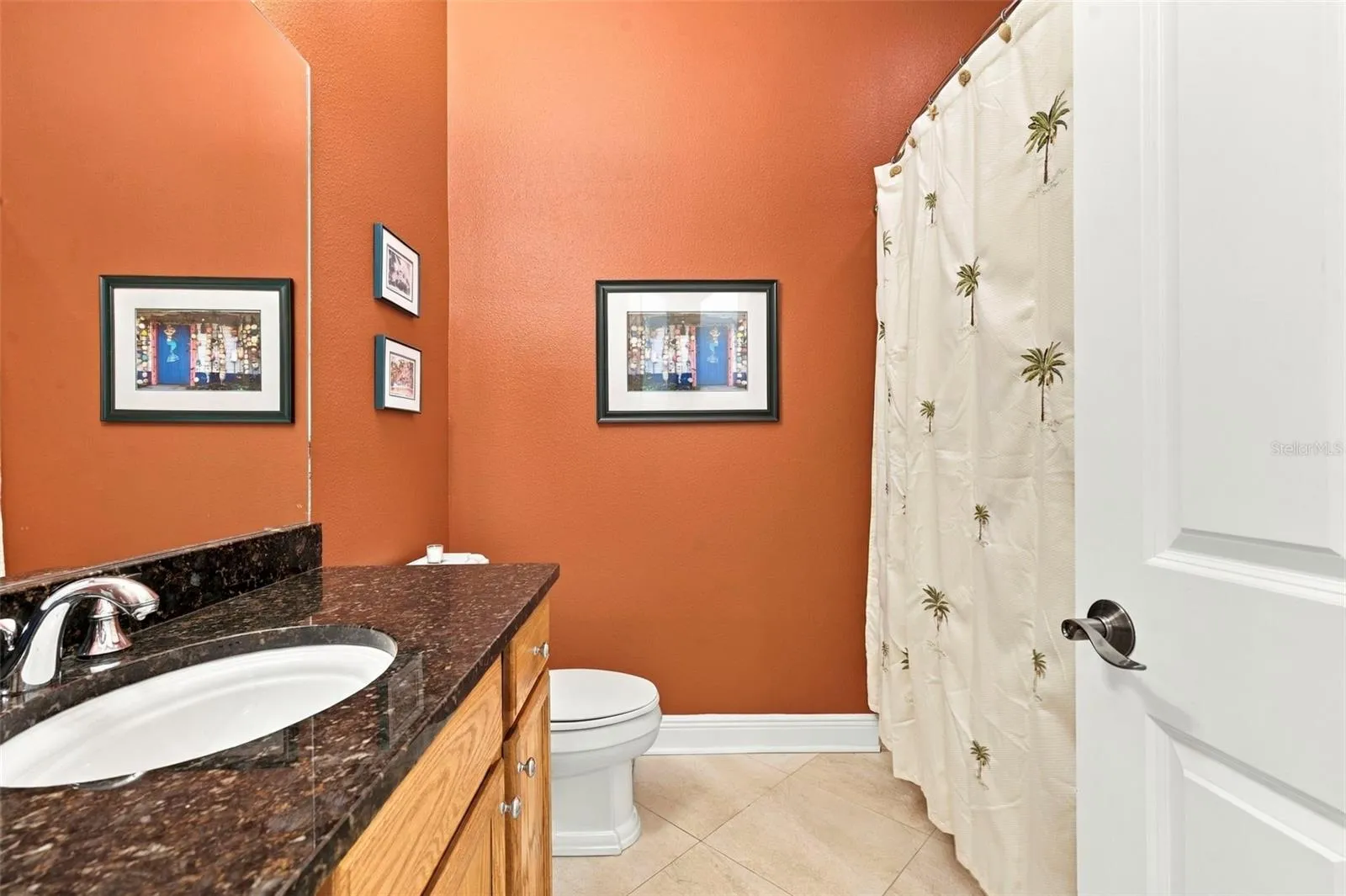 2nd Bathroom