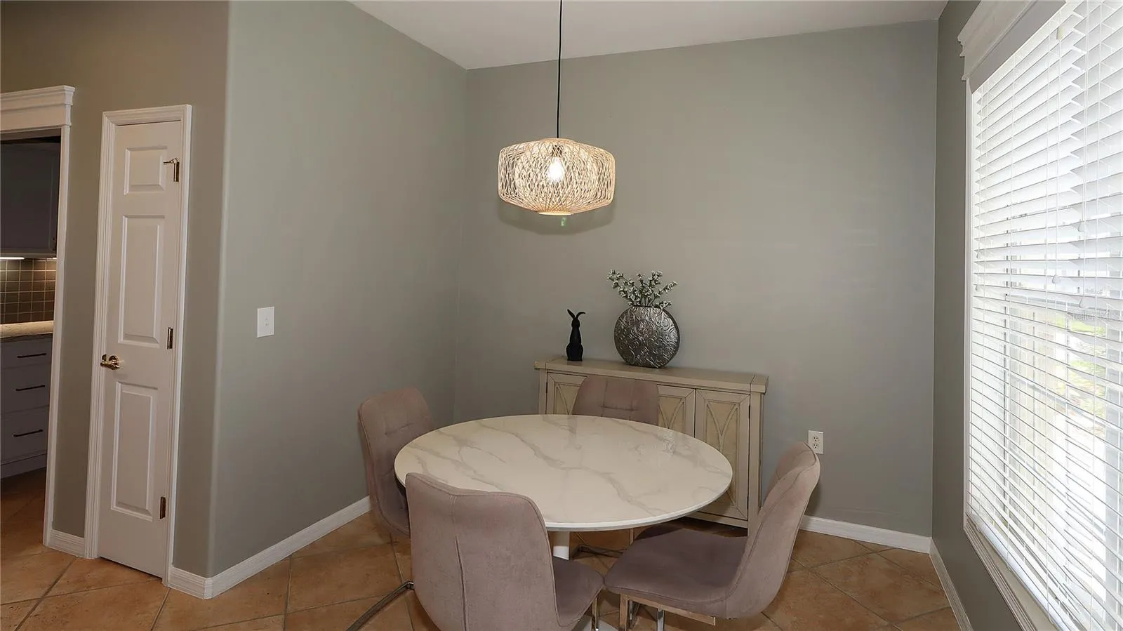 Breakfast Nook