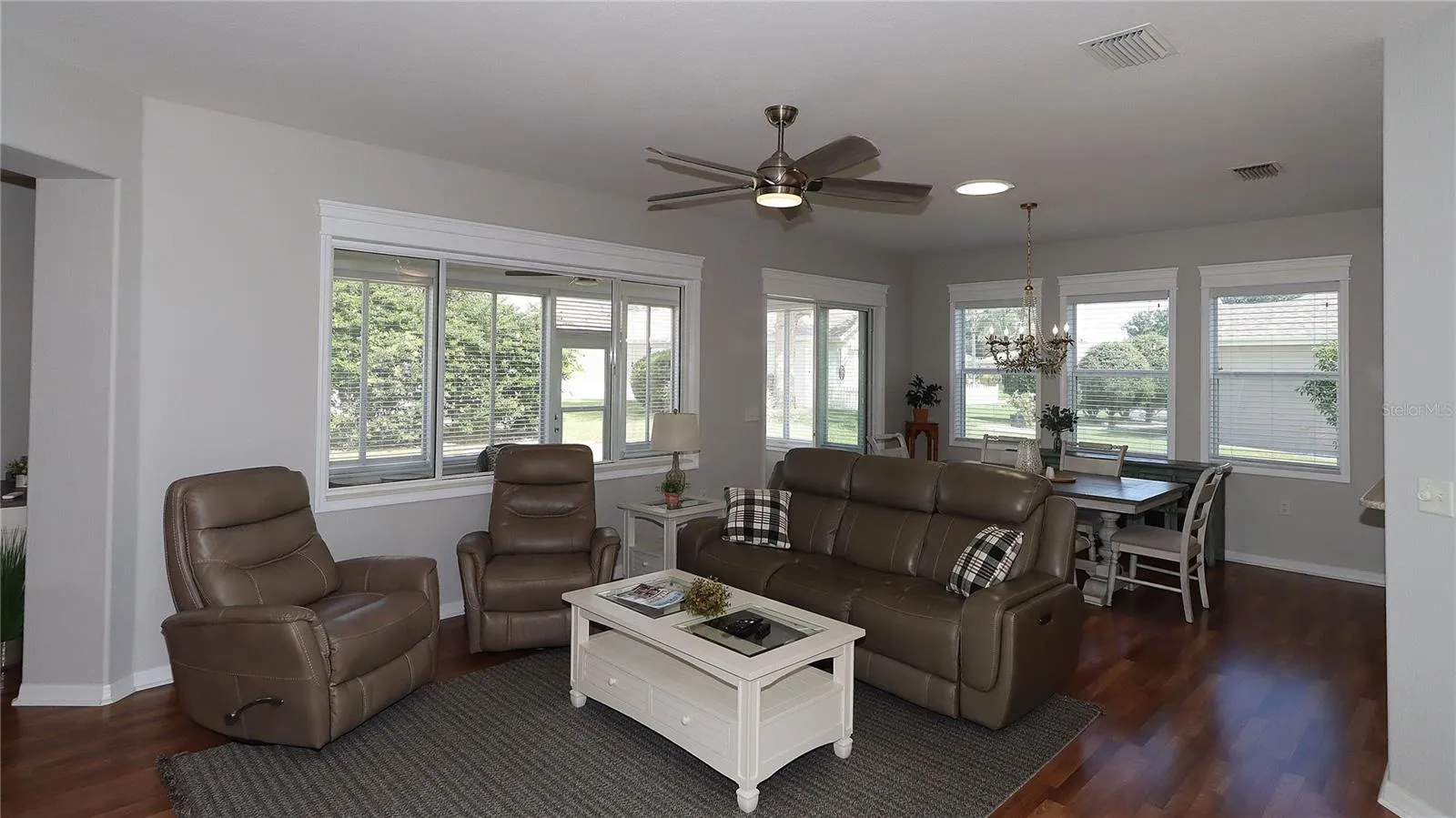Living Room/Dining Combo