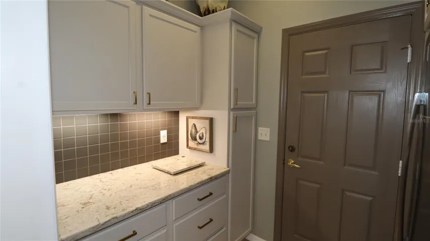 Butler's Pantry w/Addition Refrigerator
