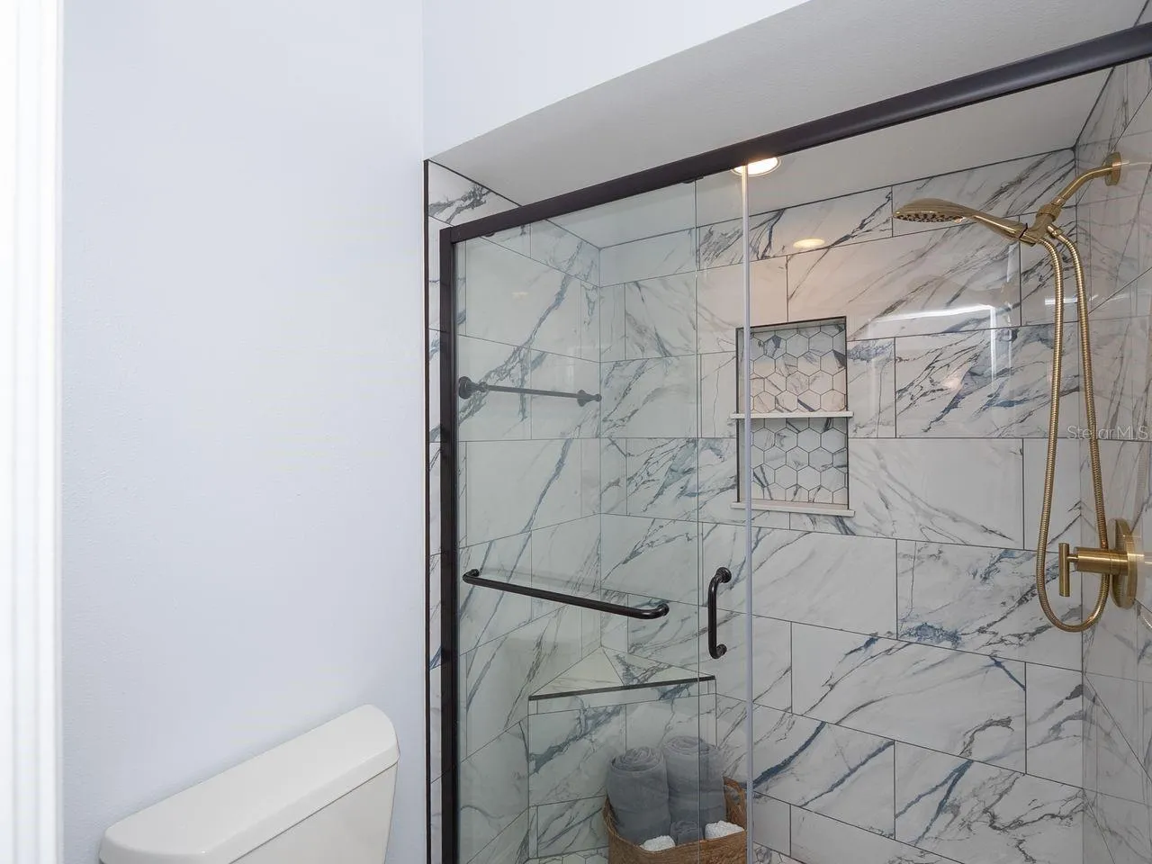 primary shower
