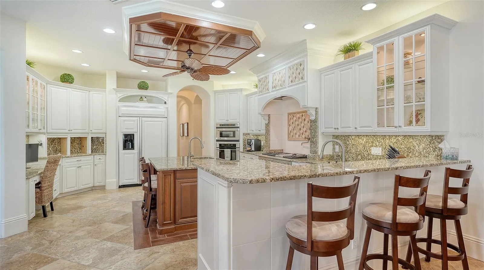 Custom Kitchen with Island, Desk and Breakfast Bar