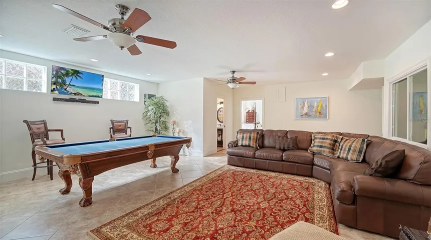 Bonus Room with T.V