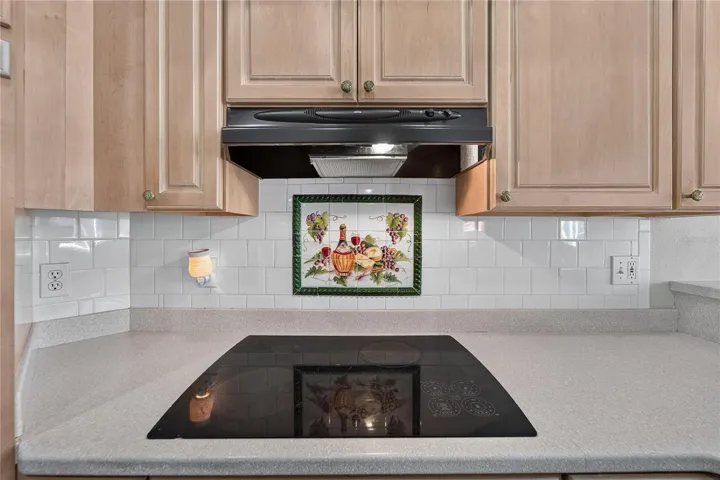 Glass cooktop