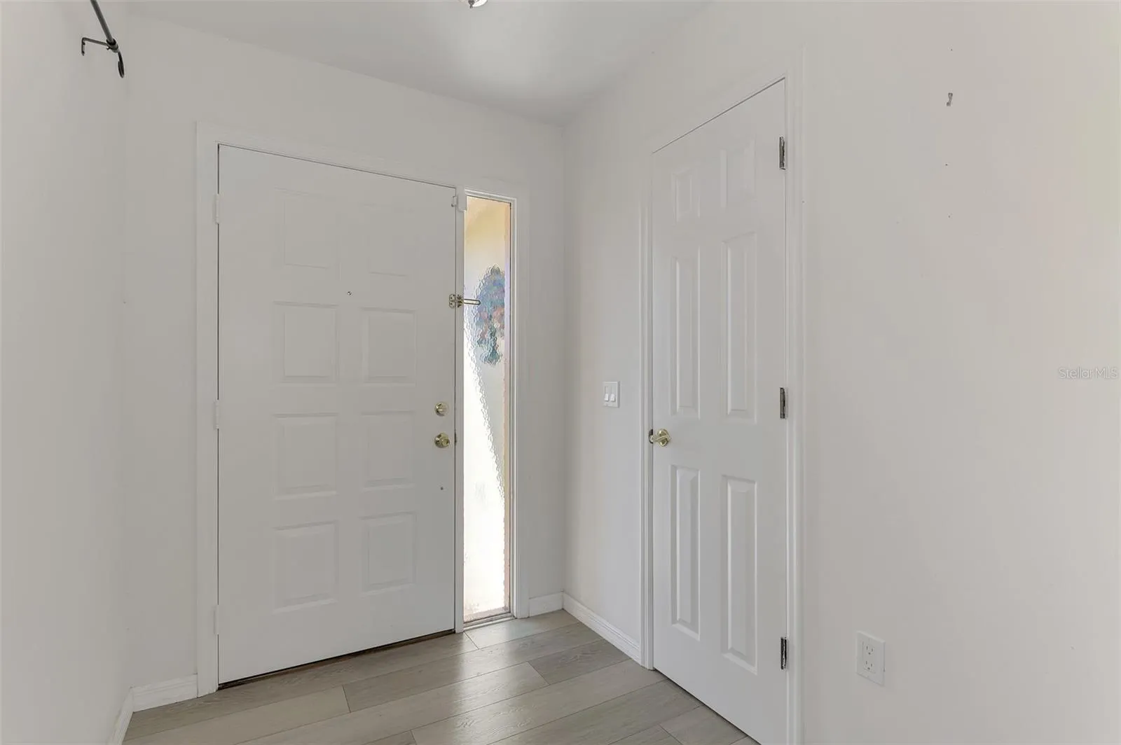 Foyer with closet