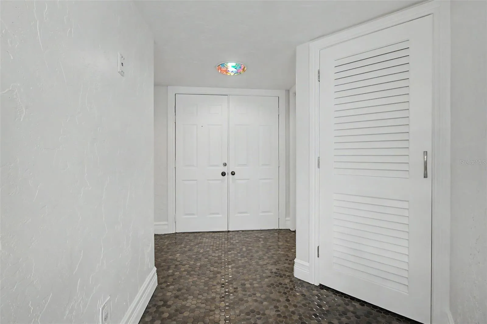 Foyer inside