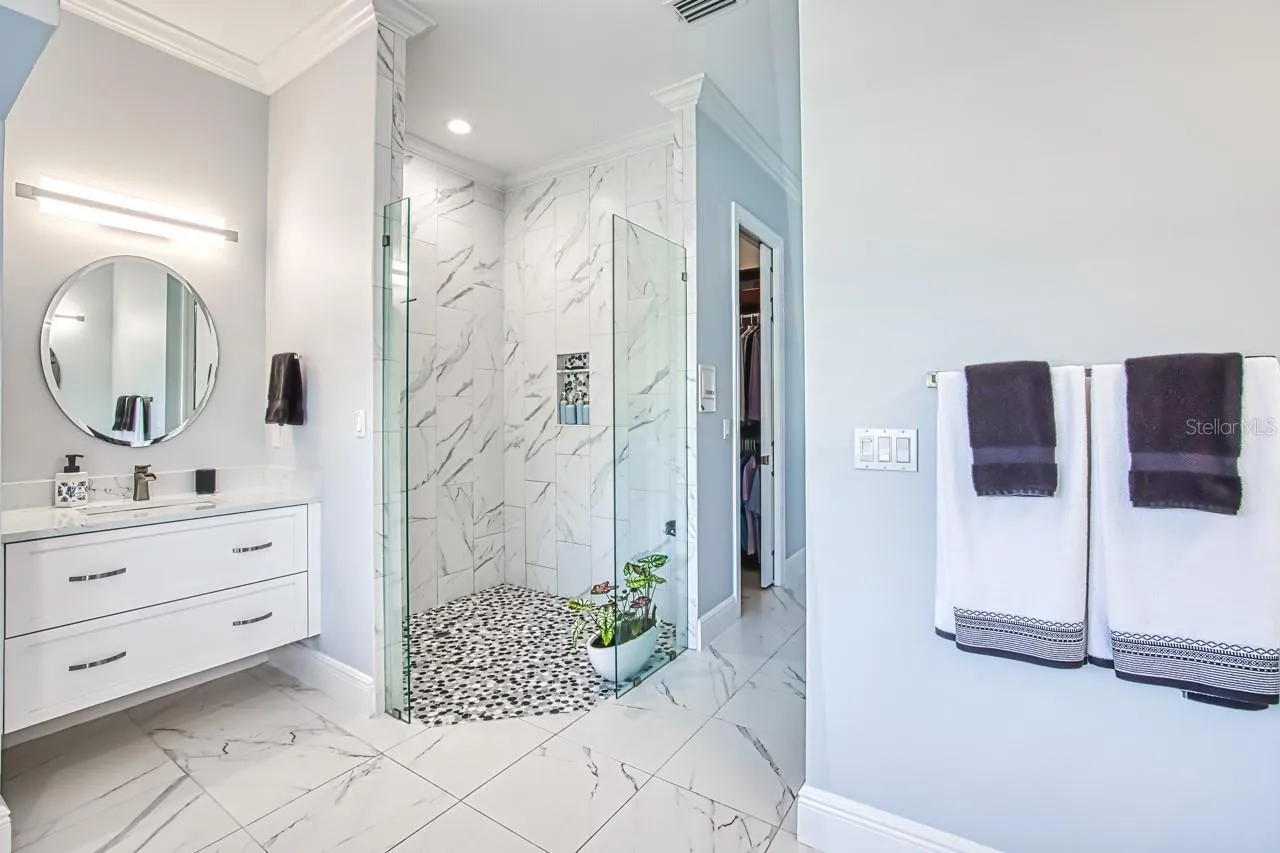 Walk in Shower