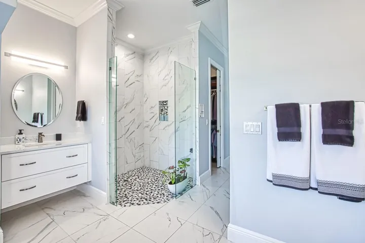 Walk in Shower