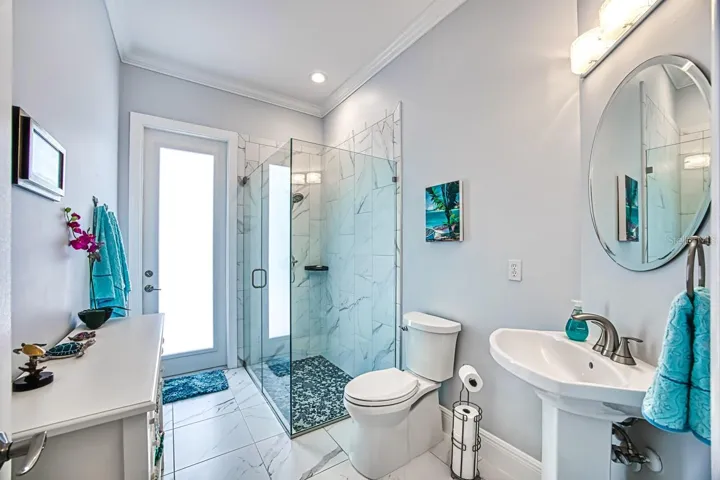 3rd full bathroom - that opens to the pool lanai