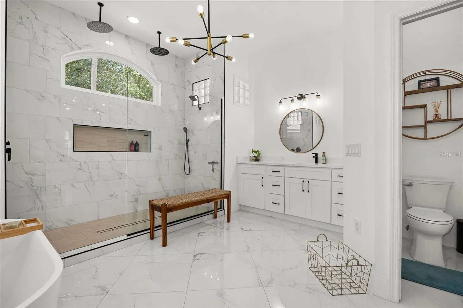 Primary bath