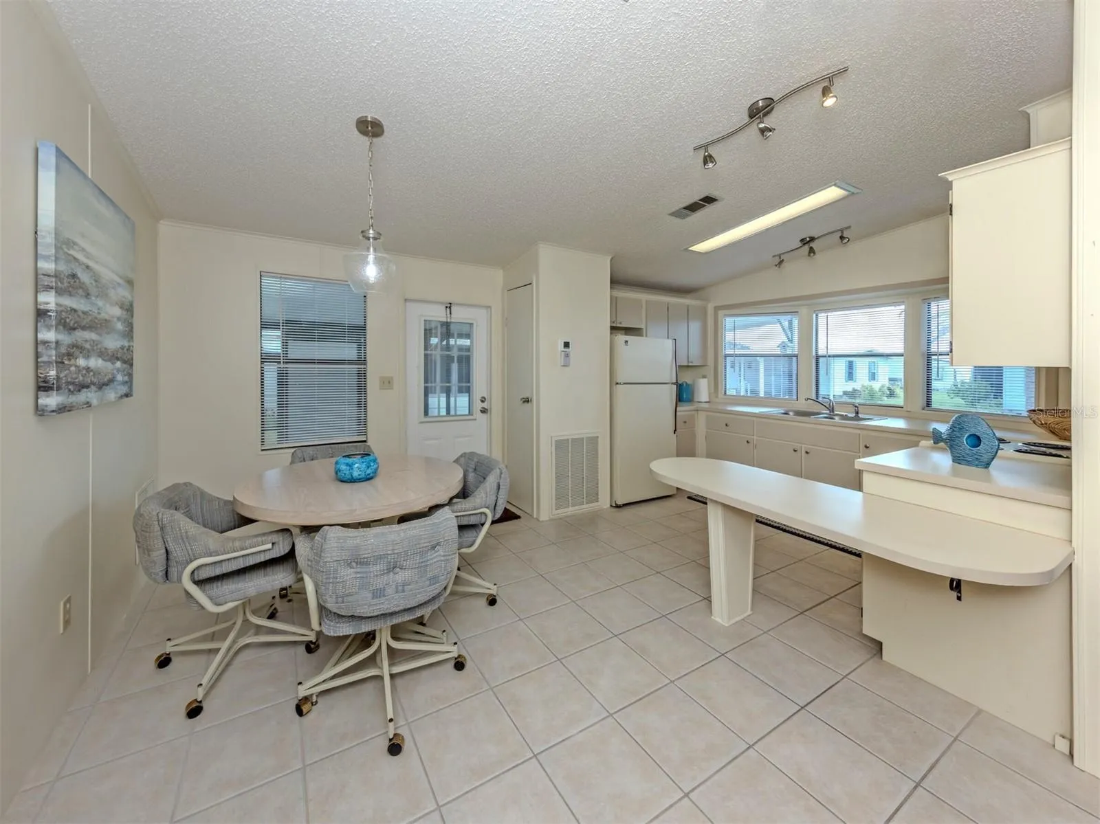 Dining Room/Kitchen