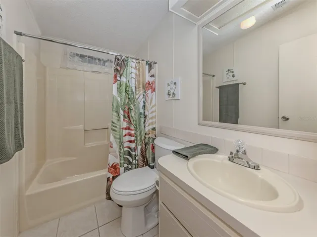 Bathroom #2