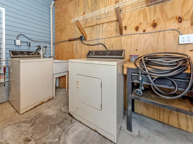 Laundry/Shed
