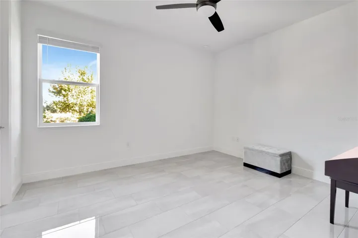 4th bedroom