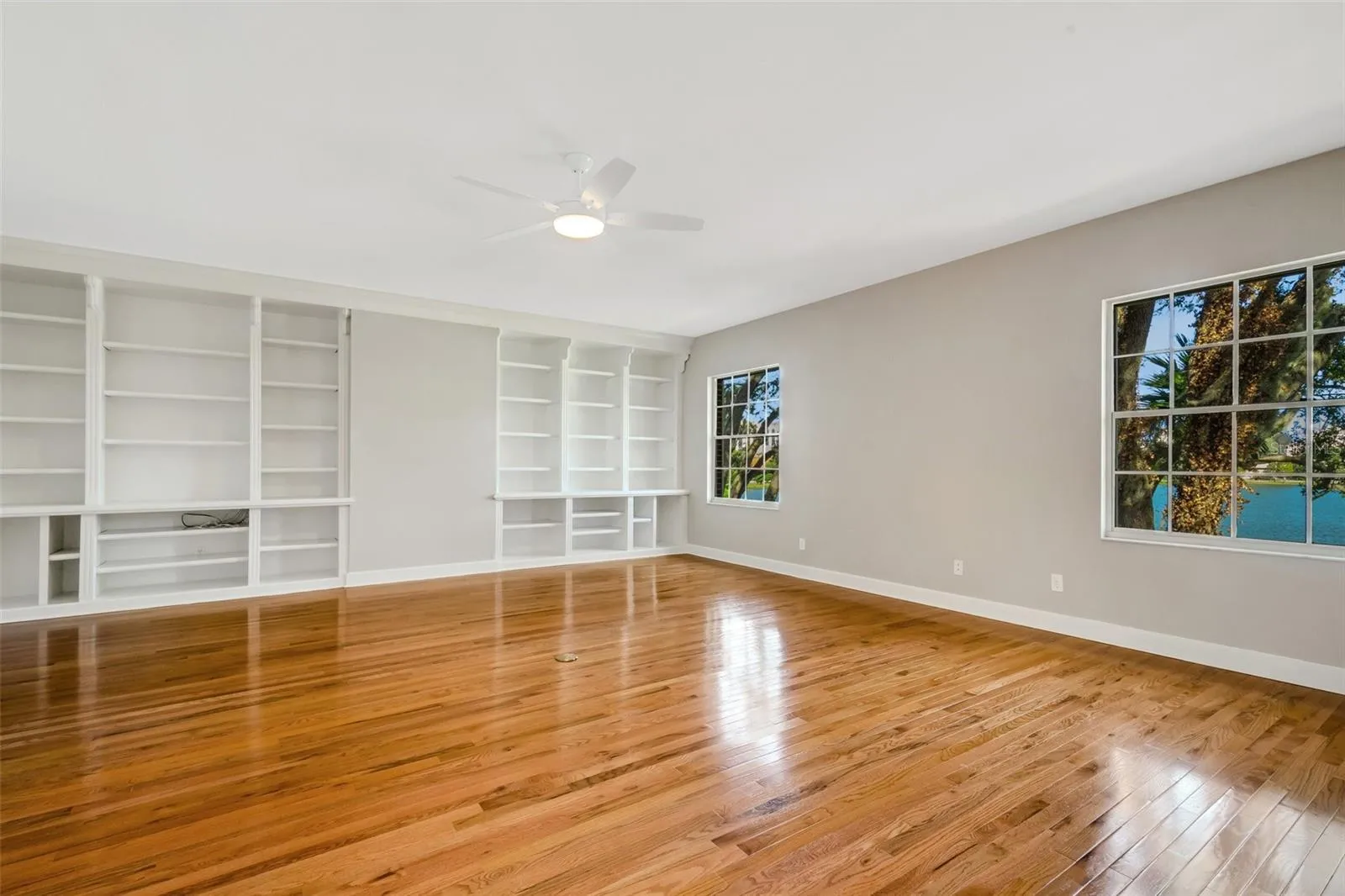The Primary Suite also has a stunning view of Lake Morton and downtown Lakeland