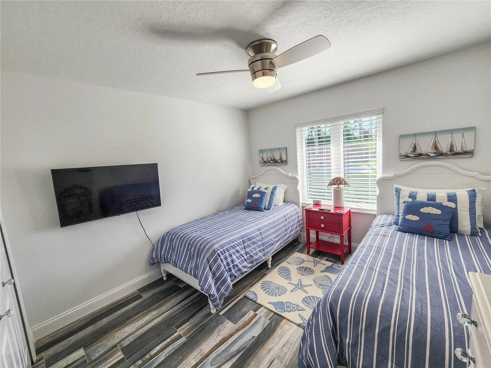 Front bedroom
