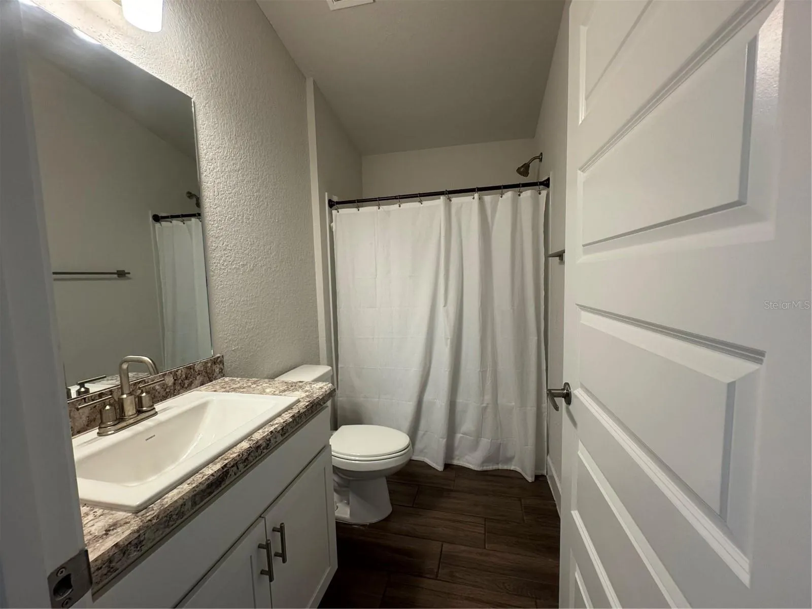 2nd bathroom