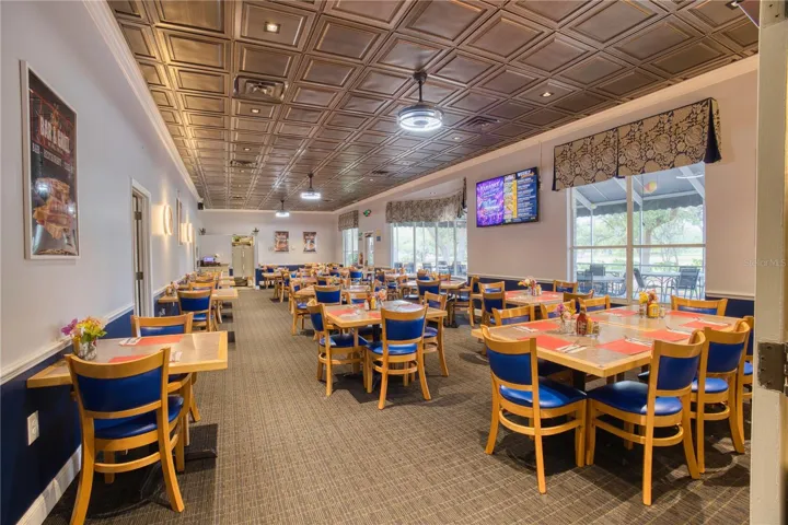 Oaks Restaurant