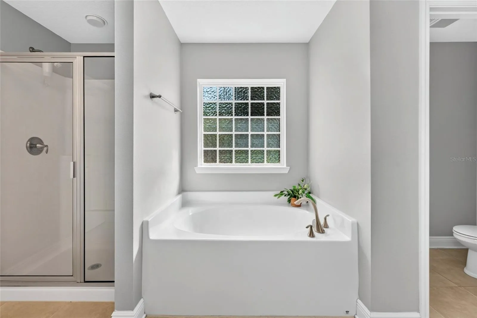 Garden tub