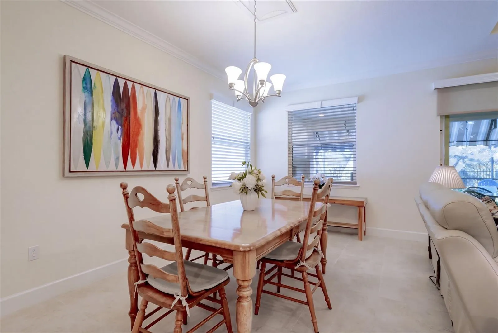 10' x 18' Dining Room