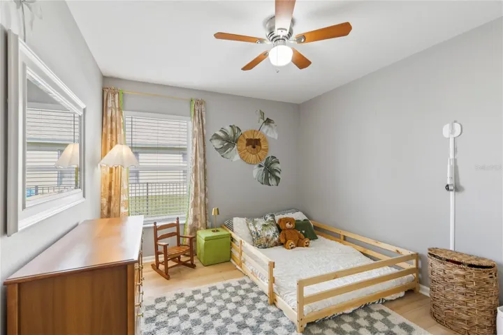 Large guest bedroom